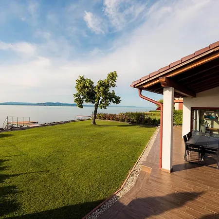 Balaton View Ferienhaus