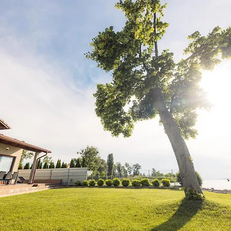Feriehus Balaton View Balatonboglár