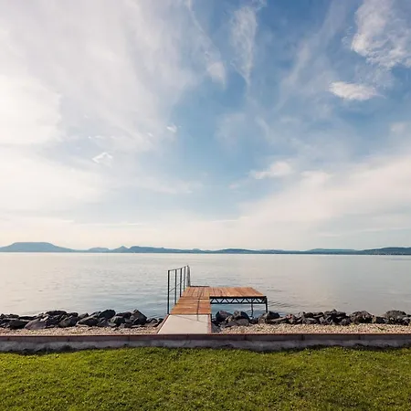 Casa de Férias Balaton View Balatonboglár