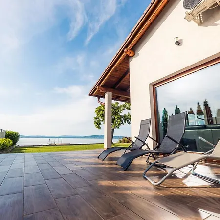 Balaton View Casa de Férias Balatonboglár