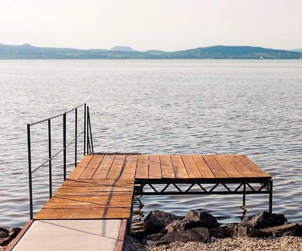 Balaton View Case de vacanță
